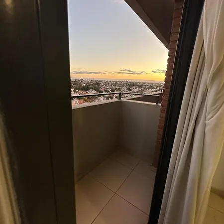 Departamento Premium Con Hermosa Vista A Las Montanas Y Un Atardecer Magnifico Cordoba Exterior photo